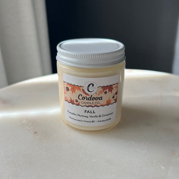 Gift with Purchase | Cordova Candle - Picture 3 of 3